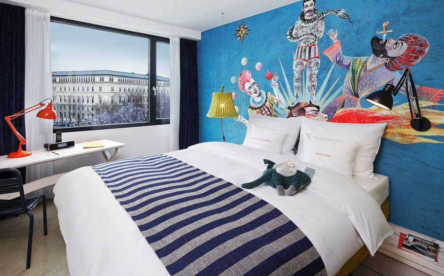 M+-Zimmer / M+-Room