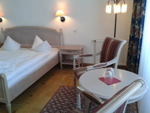 Zimmer und Suite