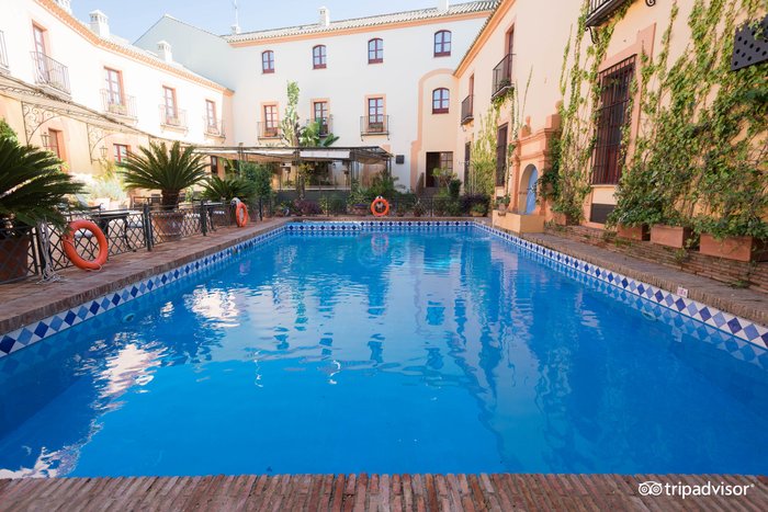 Hotel Alcázar de la Reina 4**** (Carmona, Sevilla)