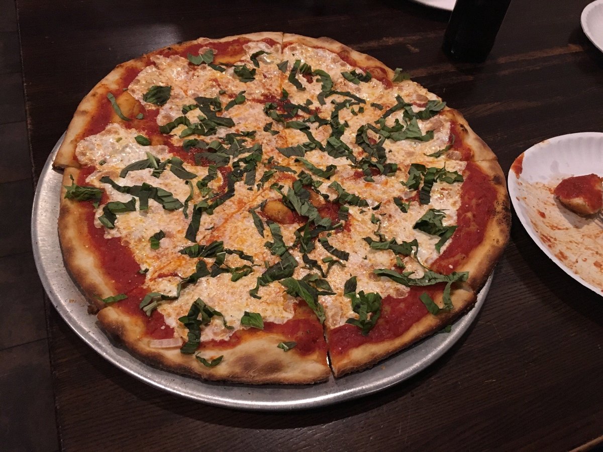 Legendary pizza restaurant Denino's to provide food service to