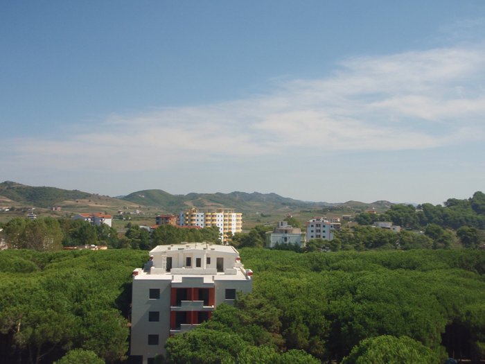 Город голем Албания