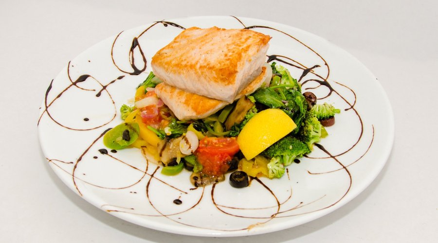 Hot Veggie Platter with Salmon