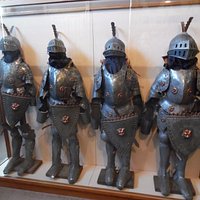 Childrens' harnesses