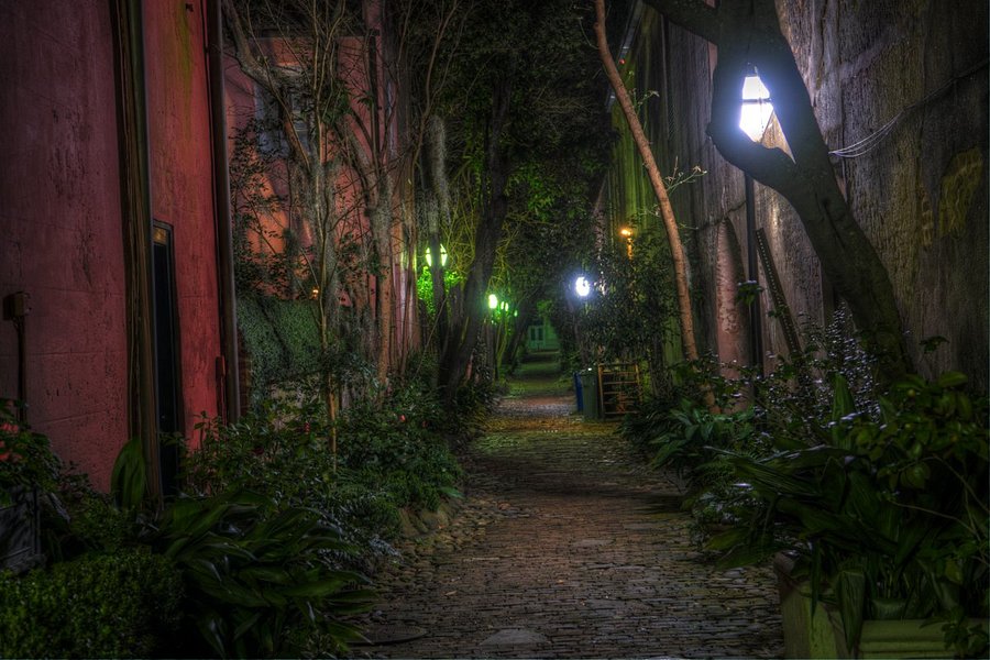 ghost tours of charleston