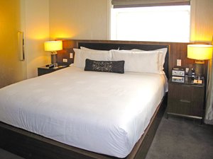 LondonHouse Chicago, Curio Collection by Hilton in Chicago