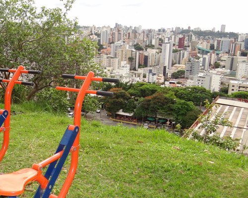 Curtindo os Parques e Praças de BH by Tanto de Trem