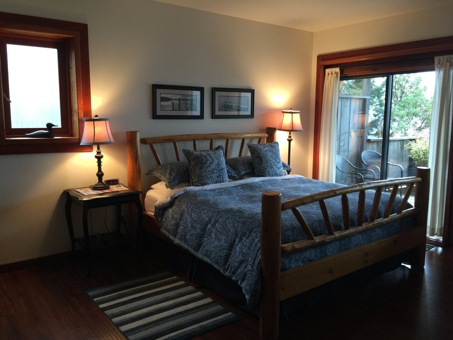 ARBUTUS COVE GUESTHOUSE $167 ($̶1̶7̶9̶) - Prices & Guest house Reviews