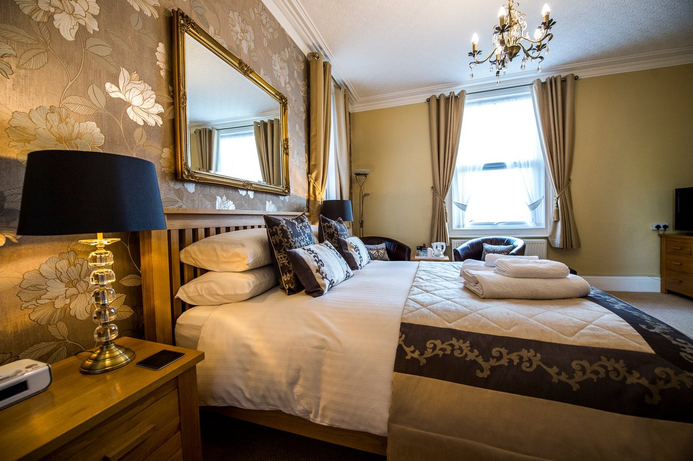 THE ELMDENE - Updated 2024 Prices & Hotel Reviews (Torquay, Devon)