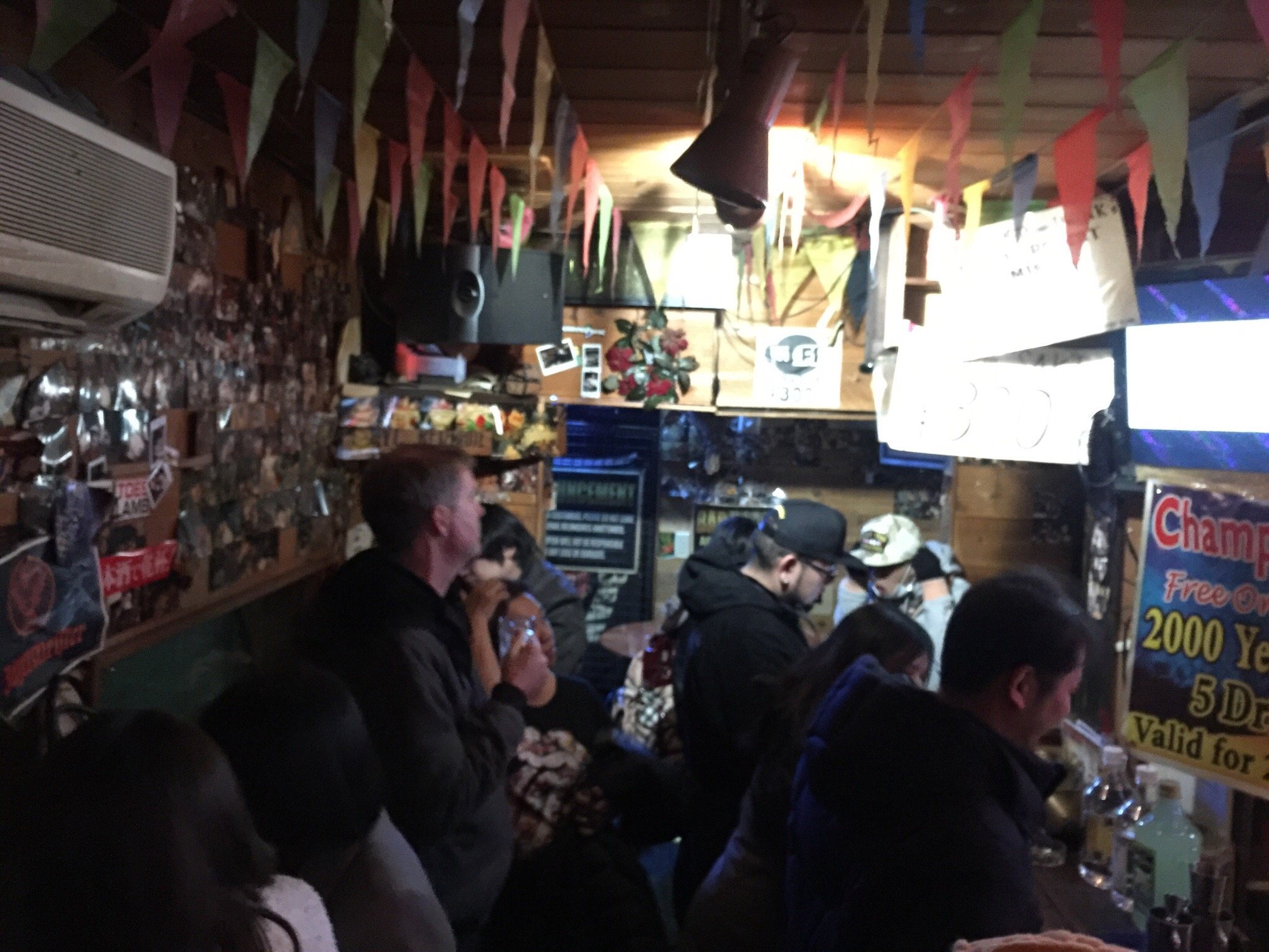 ONE COIN BAR CHAMPION, Kabukicho - Shinjuku - Restaurant