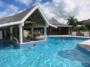 Piscina e praia
