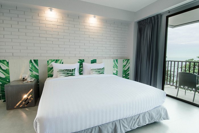 Neo Hotel Паттайя. Lawit Hotel Pattaya. Отель Хеппи бой на Джомтьен фото. Картинки Pat Hotel.