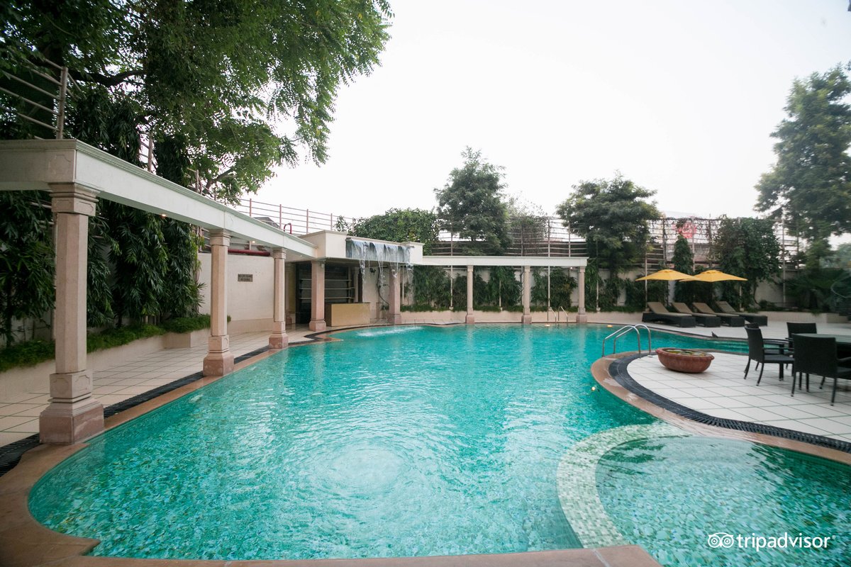 Howard Plaza The Fern, Agra Pool Pictures & Reviews - Tripadvisor