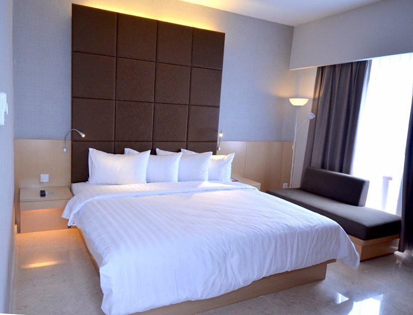 HOTEL SANTIKA PREMIERE DYANDRA Updated 2023 Prices (Medan, Indonesia)