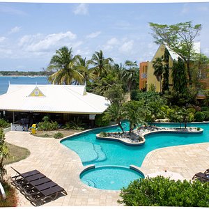 Tropikist Beach Hotel Limited, hotel in Tobago