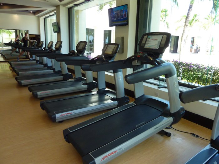 moon palace cancun gym