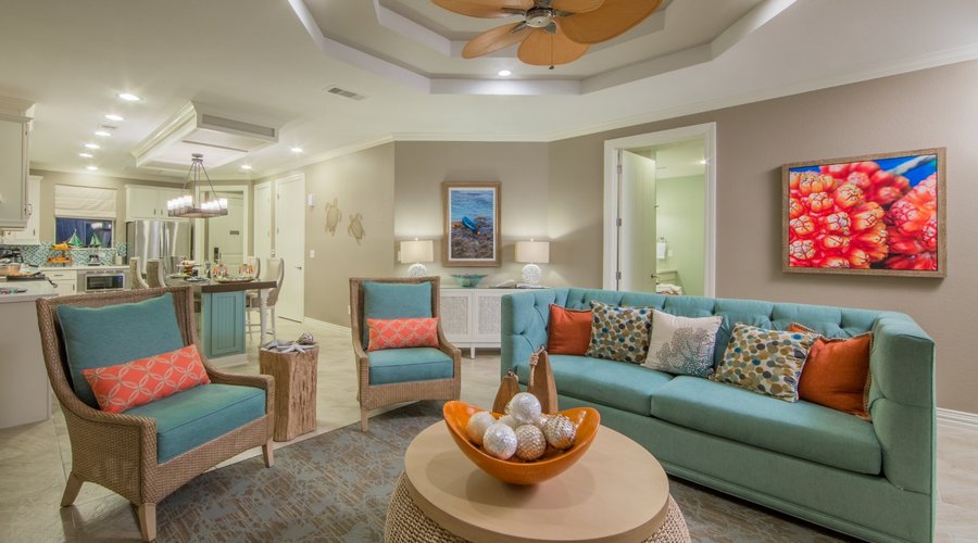 Luxury 2-Bedroom Living room with premium amenities