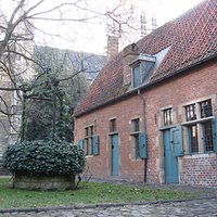 Béguinage d'Anderlecht, l'église saint Pierre et Guidon