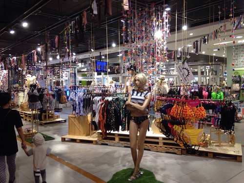 10 best places to shop in Bangkok, ranked by local shopping expert