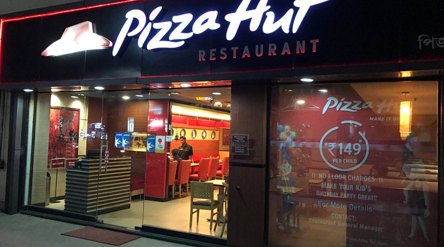 PIZZA HUT, Guwahati - Sn 5 To 7 3rd Floor City Center Mall Christian Basti Gs Road Ganeshguri - Restaurant Reviews, Photos... 