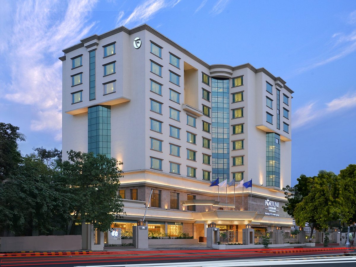 FORTUNE LANDMARK (Ahmedabad, Gujarat) - Hotel Reviews, Photos, Rate