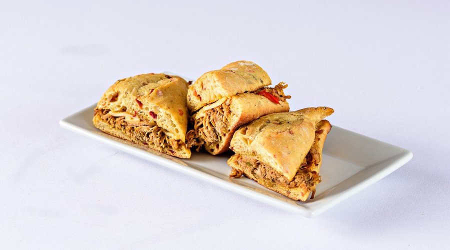 pulled pork sandwich