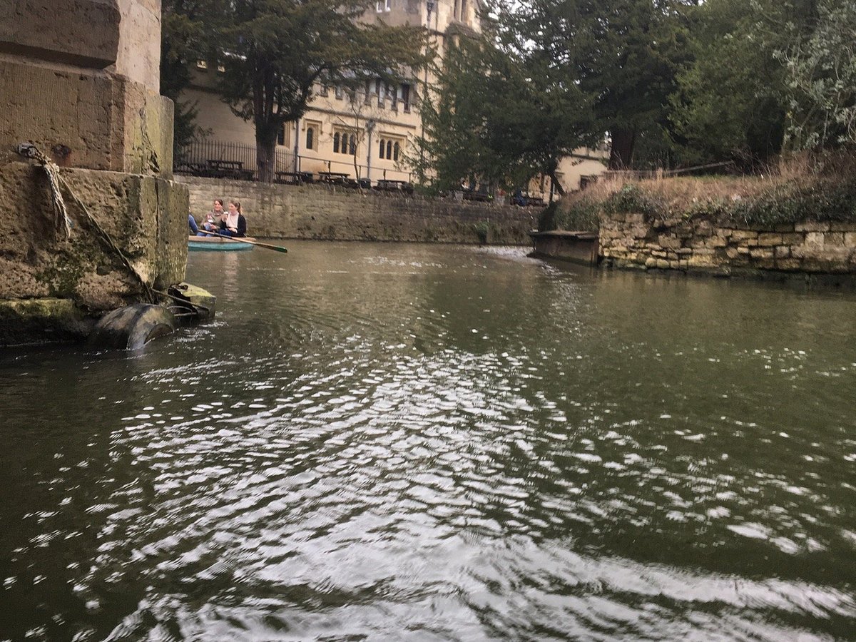 Magdalen Bridge Boathouse - Punting Tours - All You Need to Know BEFORE You  Go (2024)