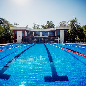 25-метровый летний бассейн бесплатно для всех гостей.