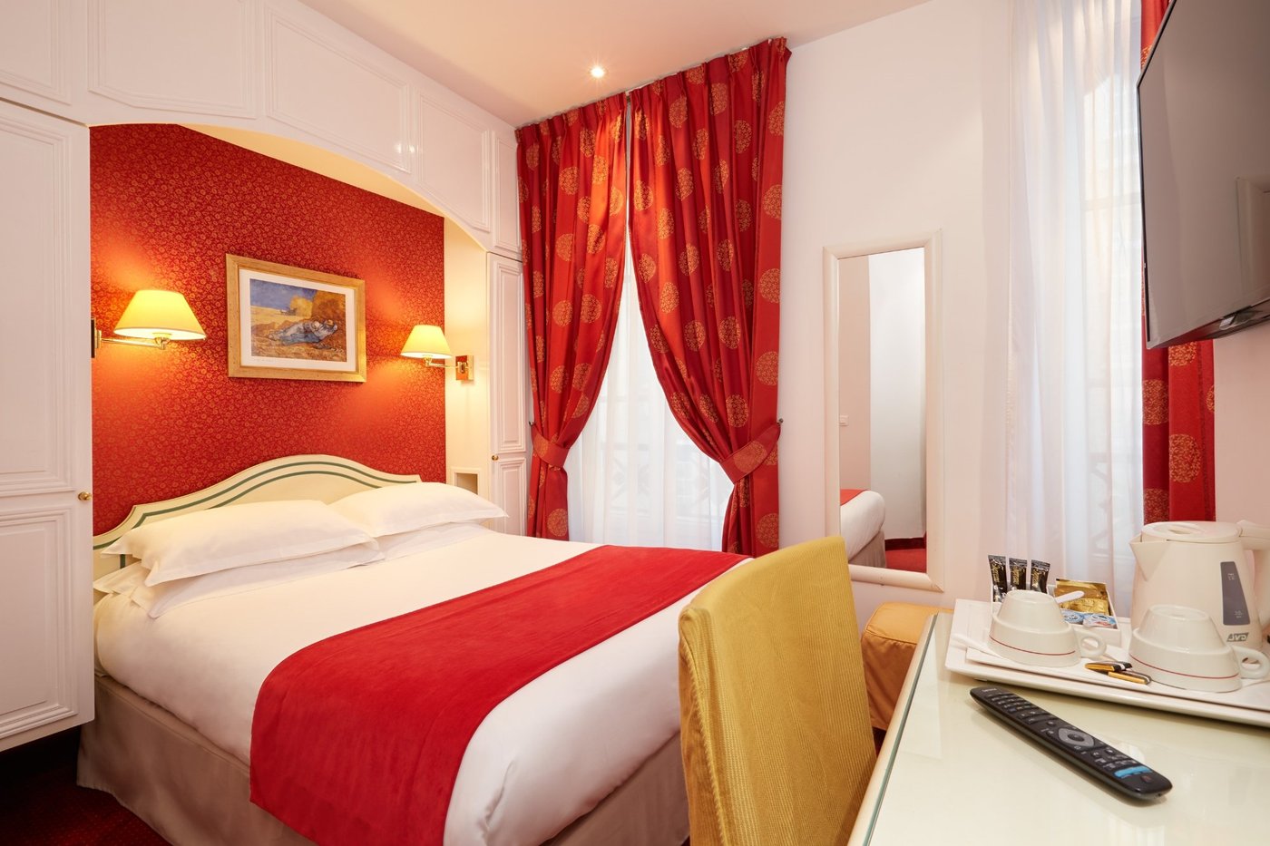 Austin's Saint Lazare Hotel - UPDATED Prices, Reviews & Photos (Paris ...