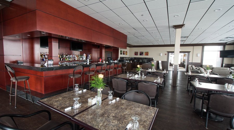 Nova Restaurant & Lounge