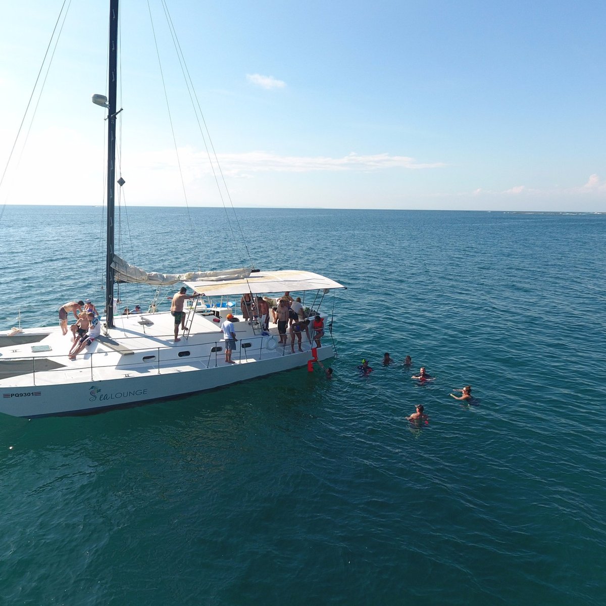 sea lounge catamaran costa rica