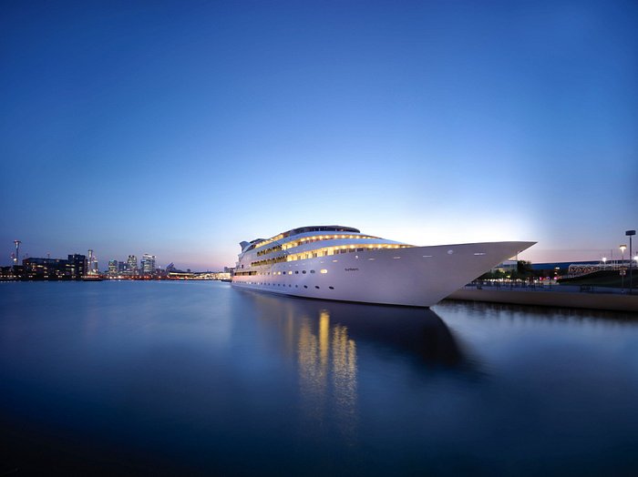 yacht hotel london prices