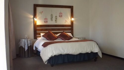 ROSE WELL COUNTRY HOUSE AND SPA (Magaliesburg, Gauteng) - Guesthouse ...