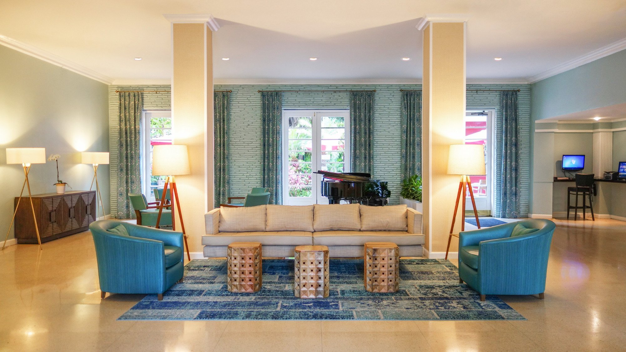 Dorchester Miami Beach Hotel & Suites by null