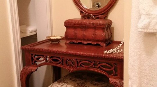 The bathroom was just lovely!