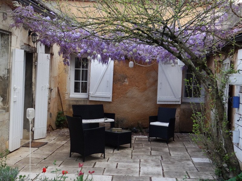 Hotel photo 2 of Ostal de Pombonne.