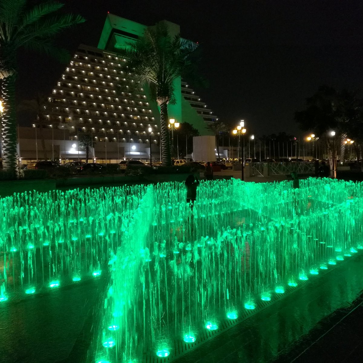 Парки доха. Oxygen Park парк. Парк развлечений в Дохе. Набережная Шератон парк в Дохе. Hotel Park Doha.