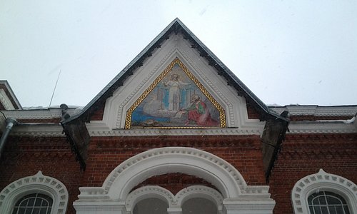 мозаика с обратной стороны музея хрусталя(Георгиевский собор)