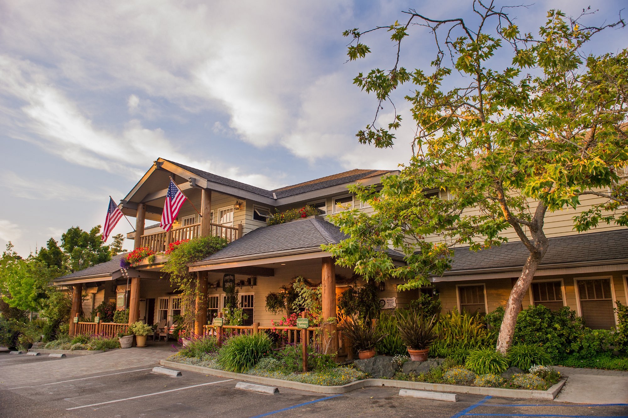CAMBRIA PINES LODGE Updated 2022 Prices & Hotel Reviews (CA)