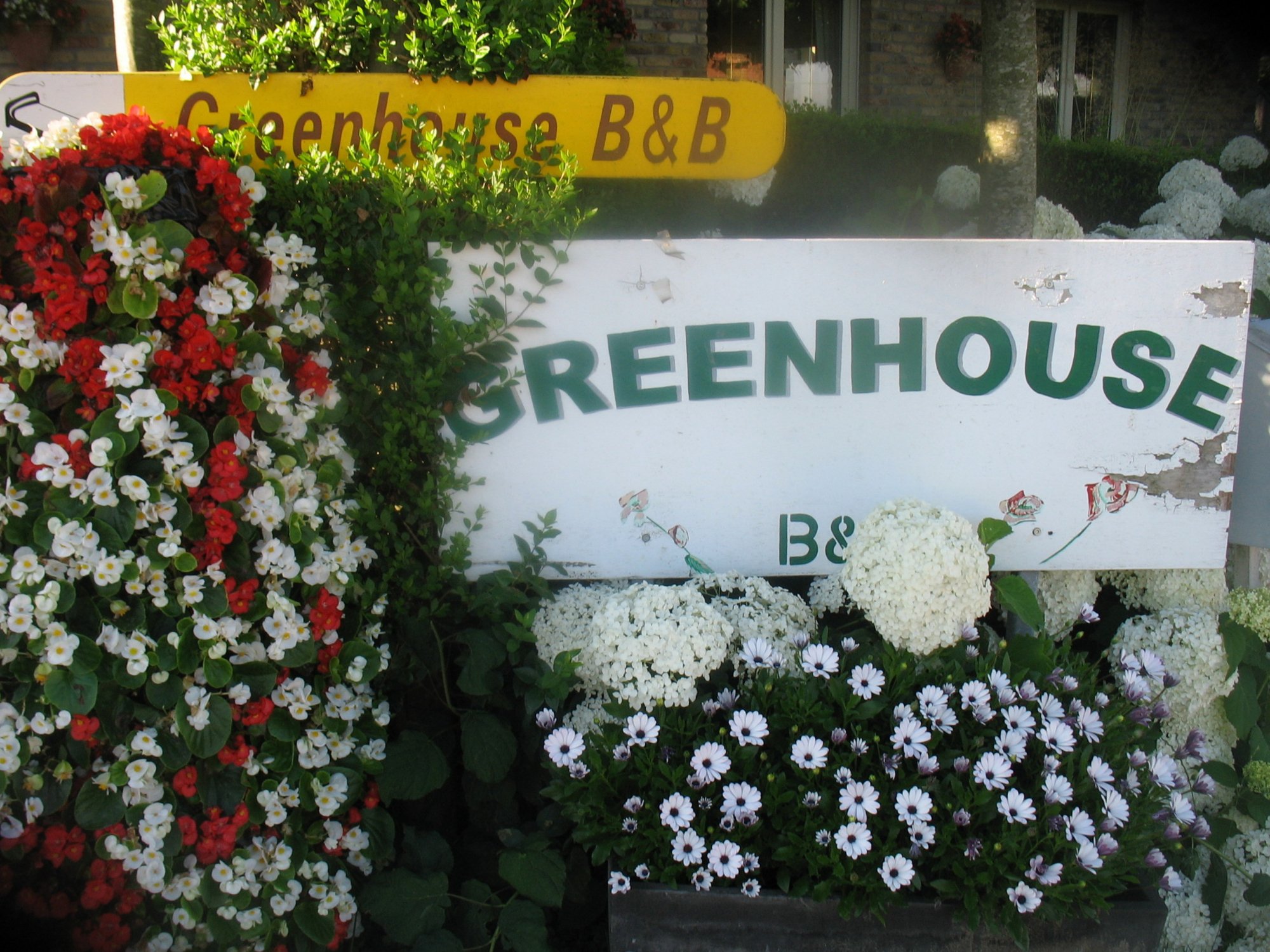 GREENHOUSE B&B - Prices & Reviews (Poelkapelle, Belgium)