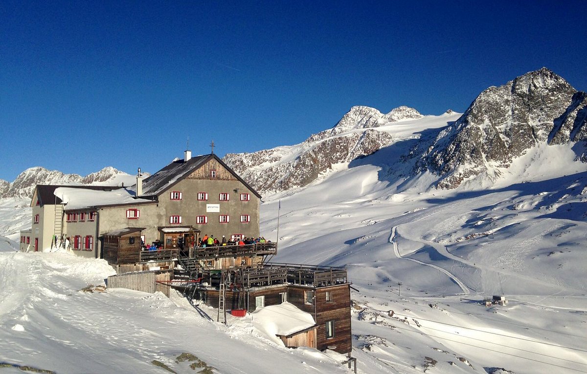 SCHUTZHUTTE SCHONE AUSSICHT / RIFUGIO BELLA VISTA (Сеналес) - отзывы и фото  - Tripadvisor