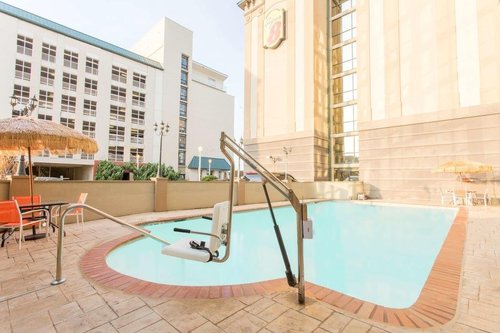 AQUA VISTA RESORT HOTEL - Updated 2024 Prices & Reviews (Virginia Beach)