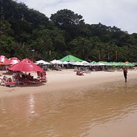 Los clásicos bares de la playa. Muy buen servicio con precios normales.
