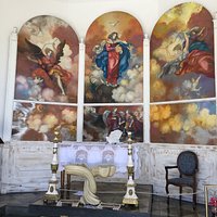 INTERIOR BASILICA