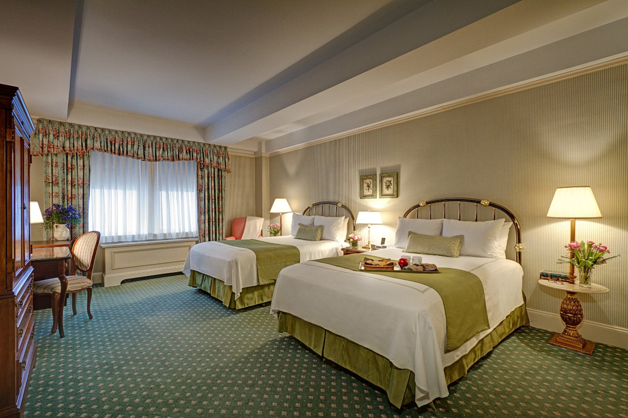 Hotel photo 10 of Hotel Elysee by Library Hotel Collection.