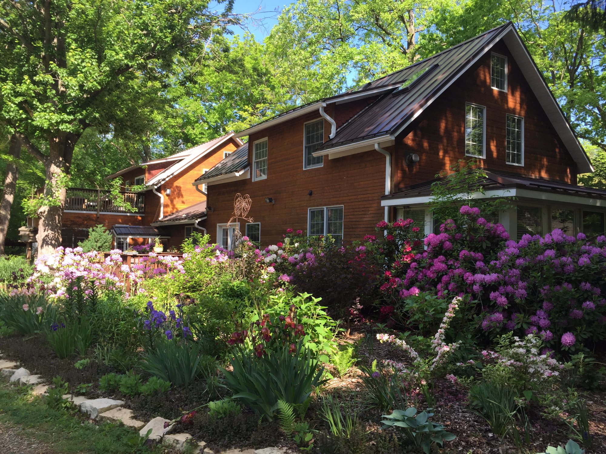 GOLDBERRY WOODS BED & BREAKFAST COTTAGES - Updated 2024 Prices & B&B ...