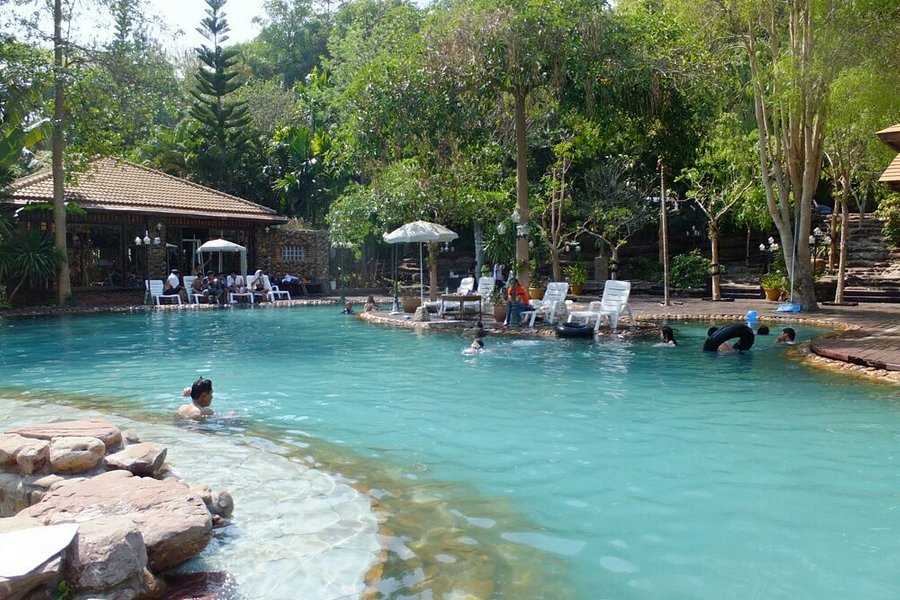 Ban Aloi Resort image