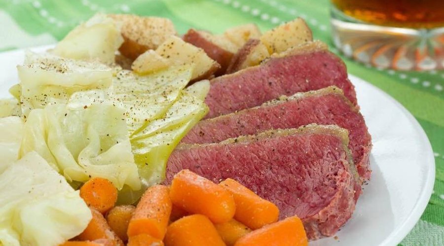 St Paddy's Day Special- Corned Beef and Cabbage w/carrots and potatoes.