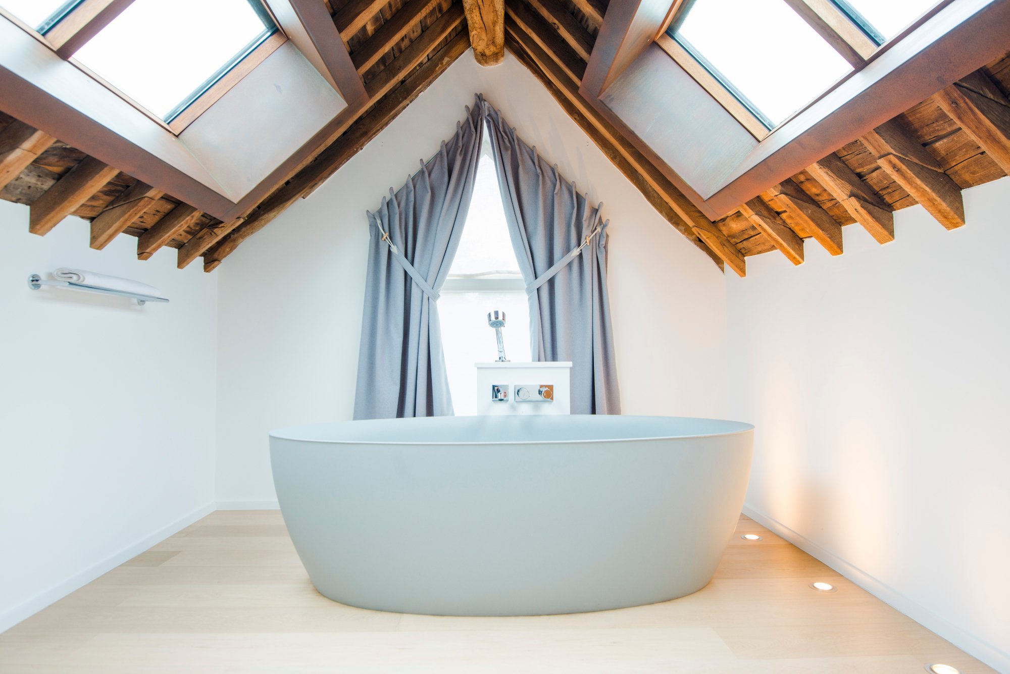 NE5T Hôtel - Spa - Restaurant by null