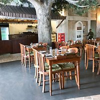 Al Fanar Restaurant and Cafe