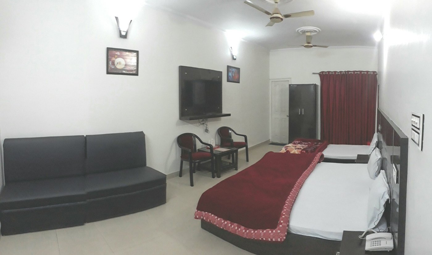 LANDMARK HOTEL DUDHWA (Palia, Uttar Pradesh) - Hotel Reviews, Photos ...